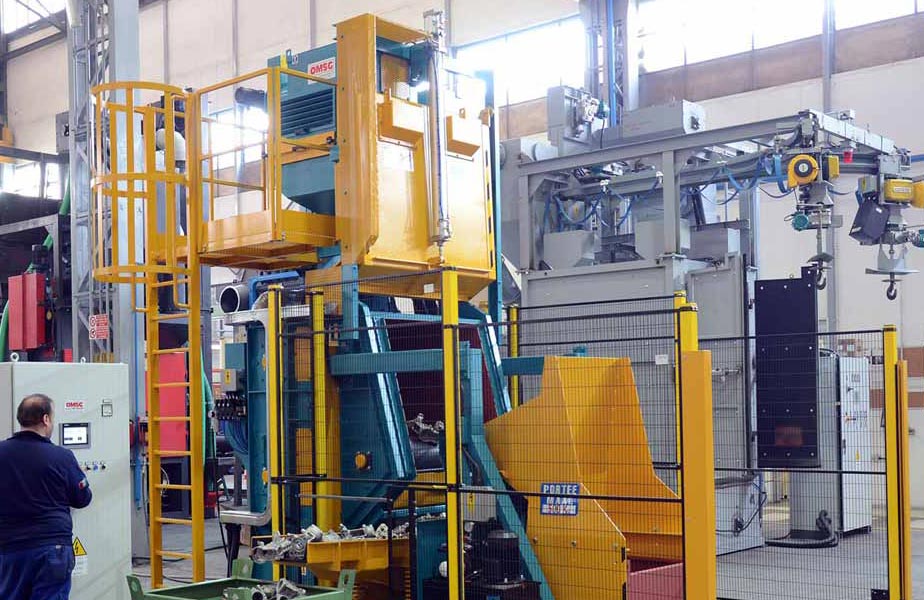 OMSG - TAPPETO RAMPANTE - Kauçuk Bantlı Tambur Kumlama Makinaları